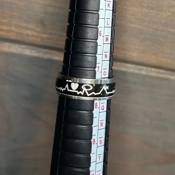 3/$10 Lucite Wrap Heartbeat Ring - Picture 6 of 6